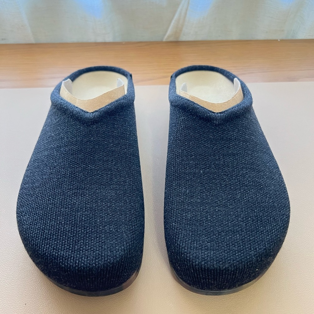 Rothy’s The Casual Clog Merino Wool in Soft Black